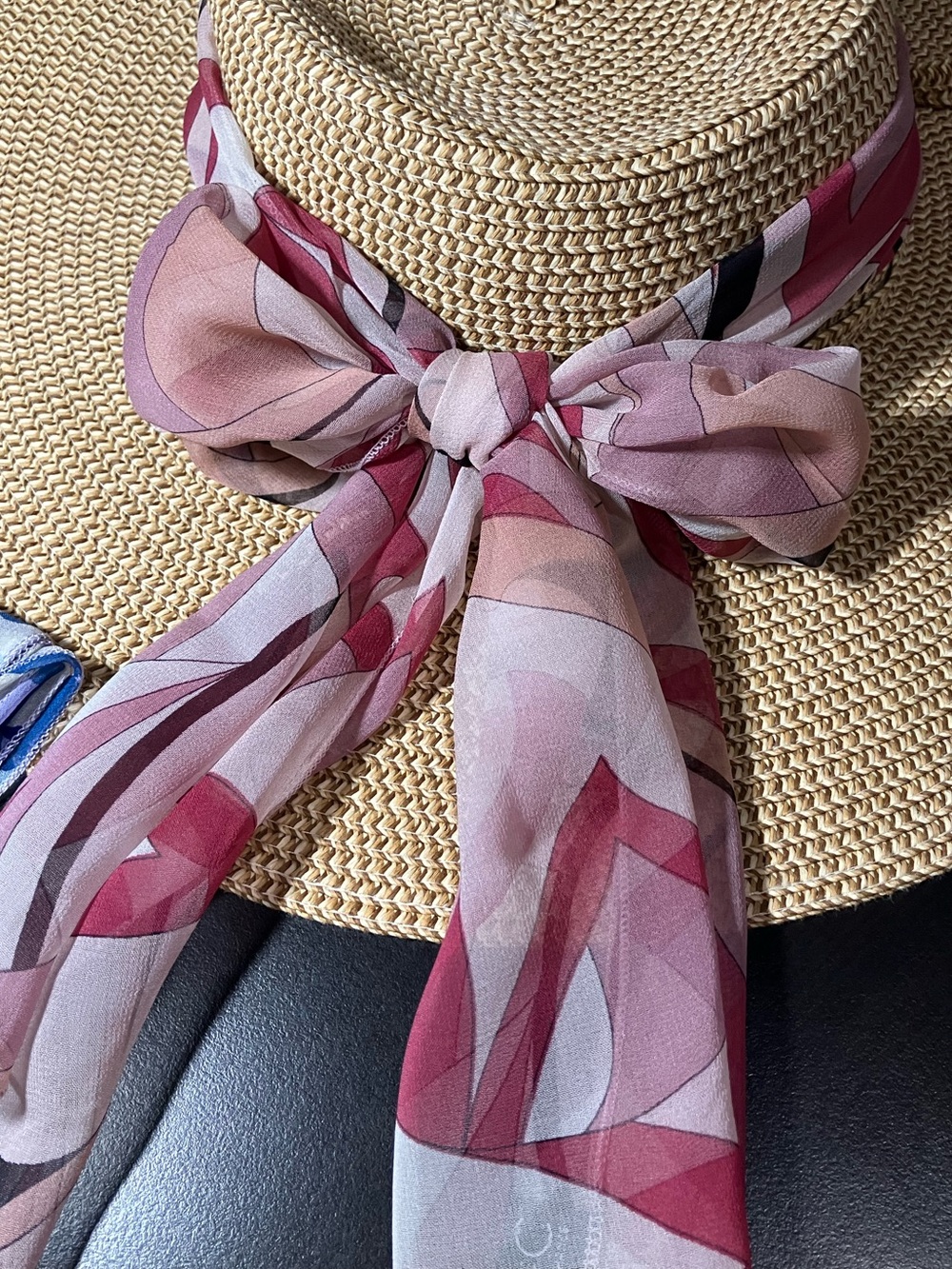 100% silk scarf hair tie/purse tie geometric pattern